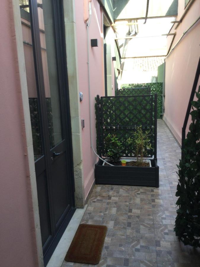 B&B Affittacamere Trigona Misterbianco Exterior foto